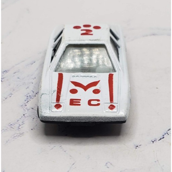 Vintage Collectible Speed Wheels White Diecast Car With Red Pinstriping - Picture 2 of 8